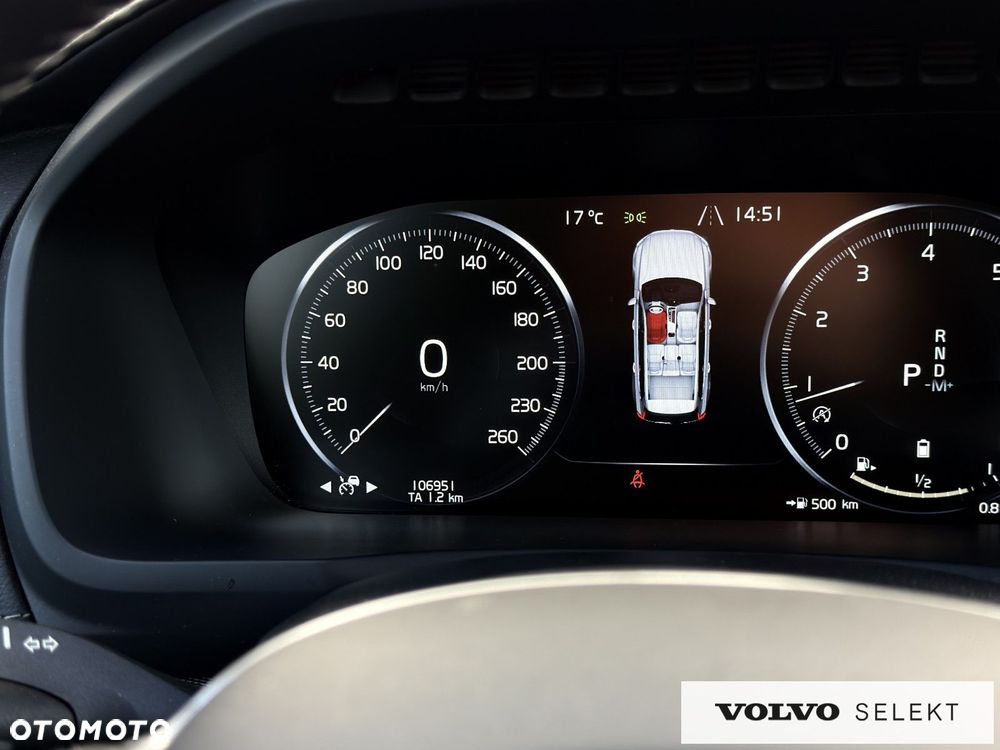 Volvo XC 90 - 22