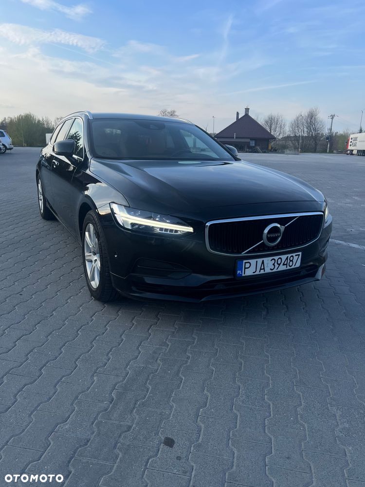 Volvo V90 D4 Momentum - 1