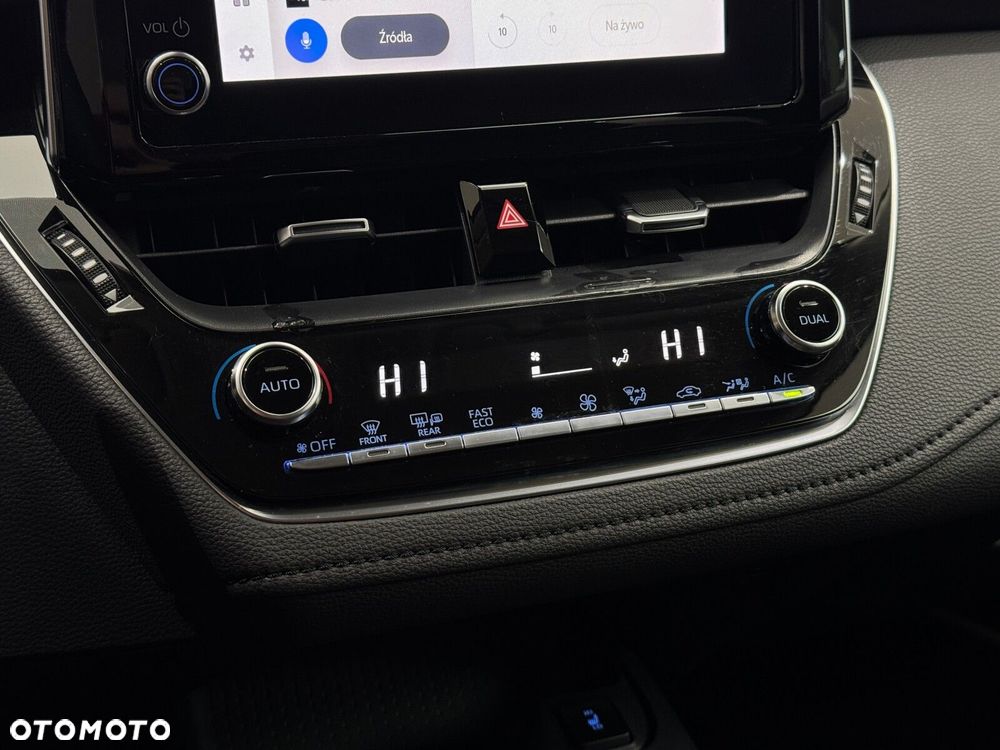 Toyota Corolla 1.8 Hybrid Comfort - 24