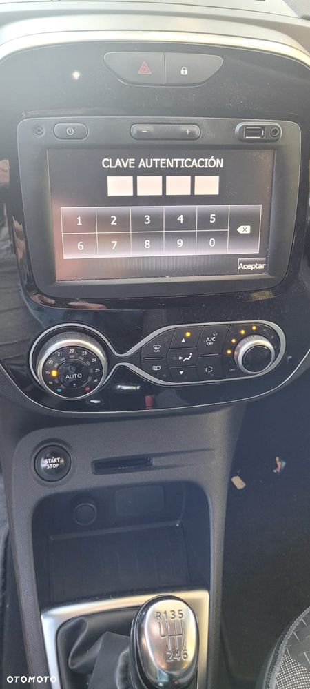 Renault Captur - 21