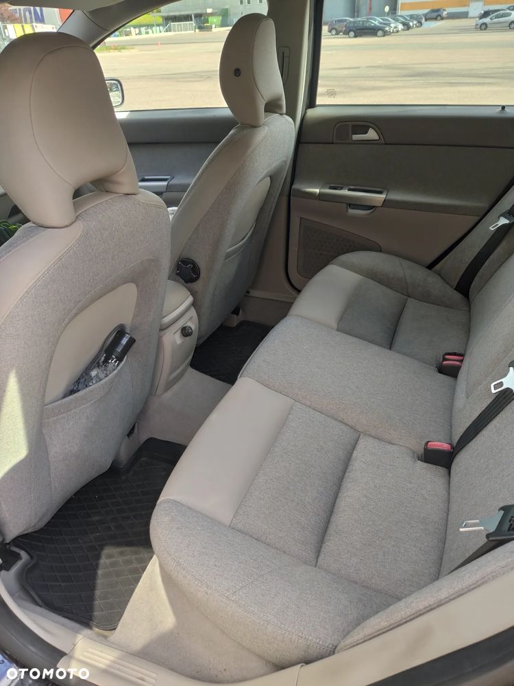 Volvo V50 2.0D - 10