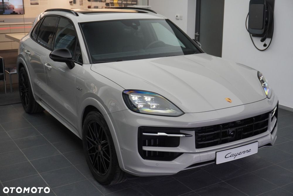 Porsche Cayenne E-Hybrid PHEV - 9