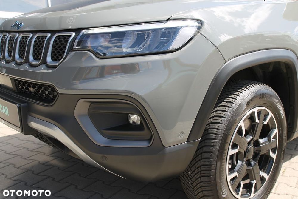 Jeep Compass 1.3 T4 PHEV 4xe Upland S&S - 33