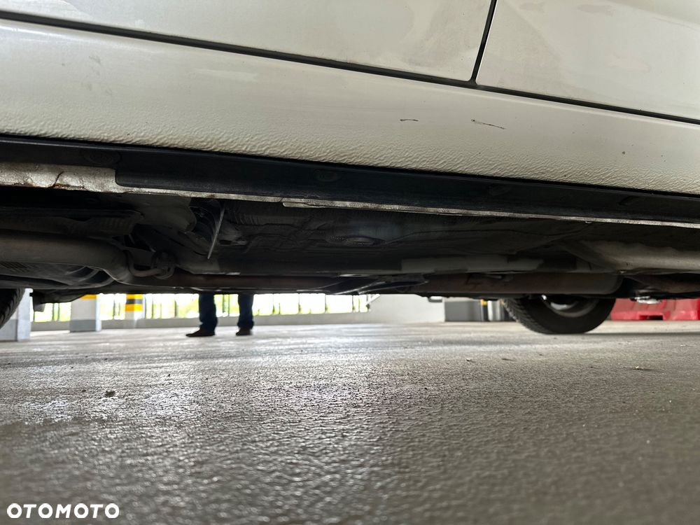 Toyota Yaris - 14
