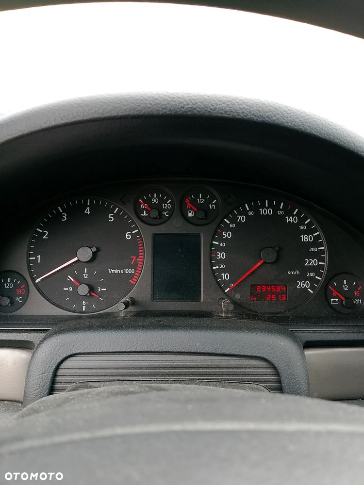 Audi A4 Limousine 1.8T - 12
