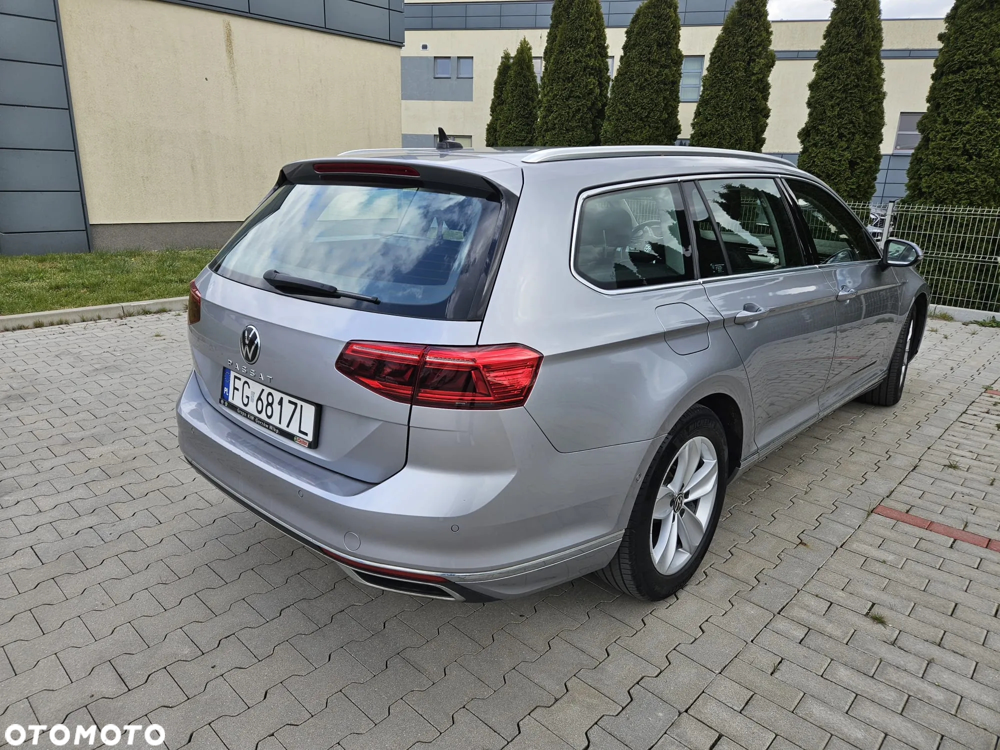 Volkswagen Passat 2.0 TSI Elegance DSG - 12
