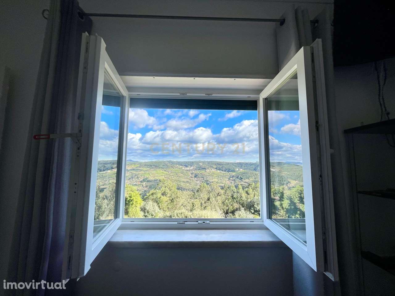 Moradia T4, Barreiralva, onde encontra a harmonia: Campo, Cidade e Mar - Grande imagem: 3/36