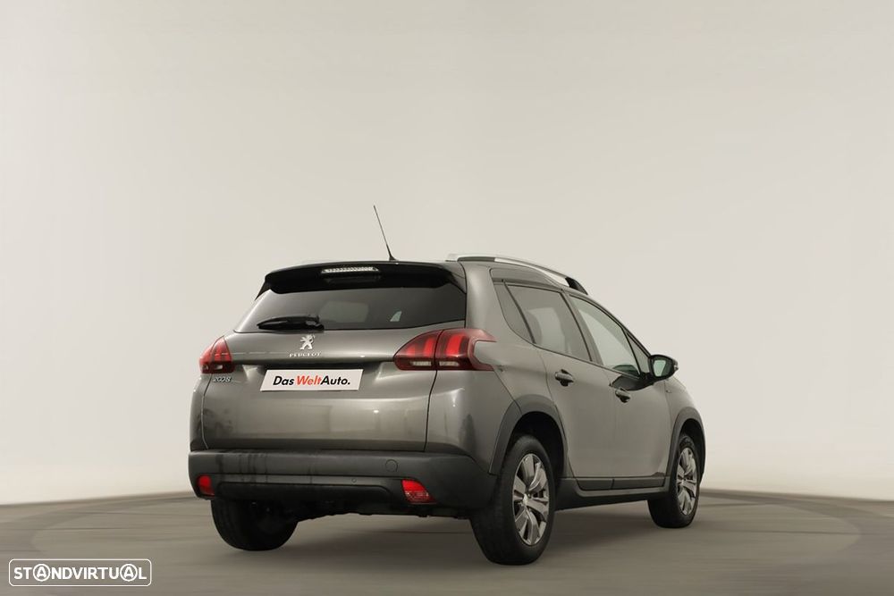 Peugeot 2008 1.2 PureTech Signature - 4