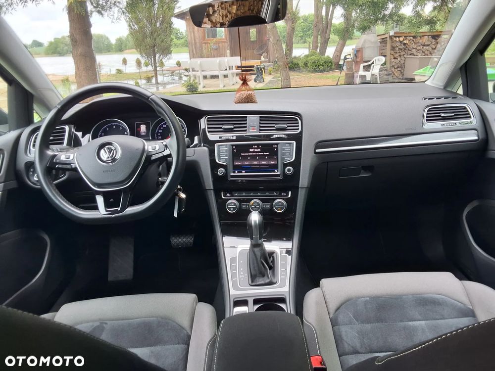 Volkswagen Golf 1.4 TSI (BlueMotion Technology) DSG Highline - 12