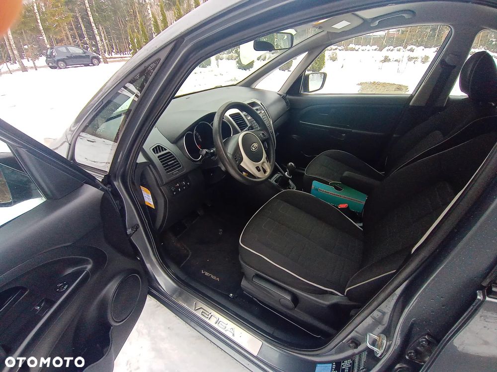 Kia Venga 1.4 CVVT Vision - 18