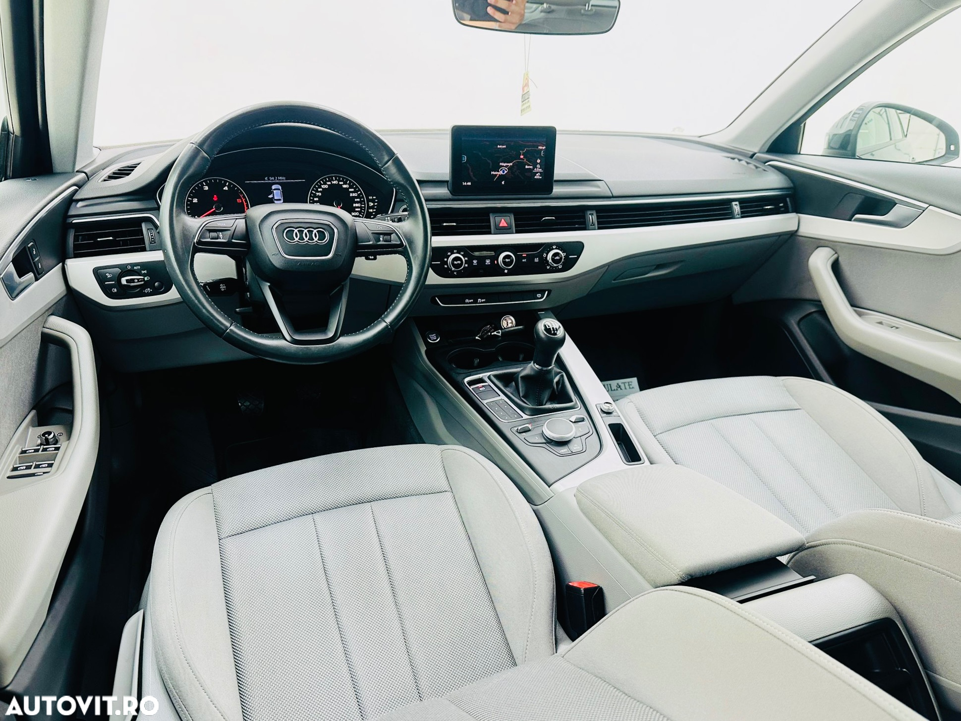 Audi A4 Avant 2.0 TDI DPF clean diesel Ambiente - 14
