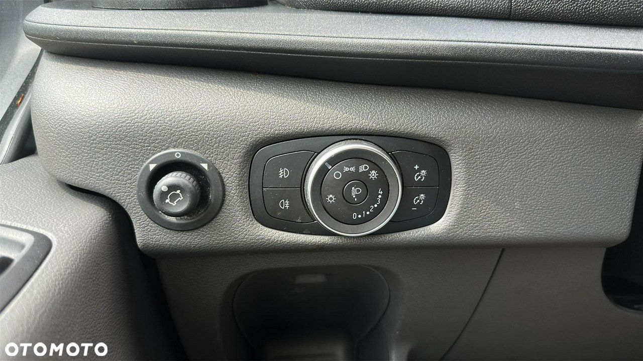 Ford Transit - 20