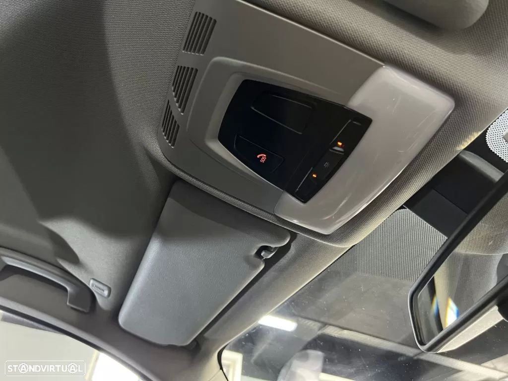 BMW 320 d Line Luxury Purity - 28