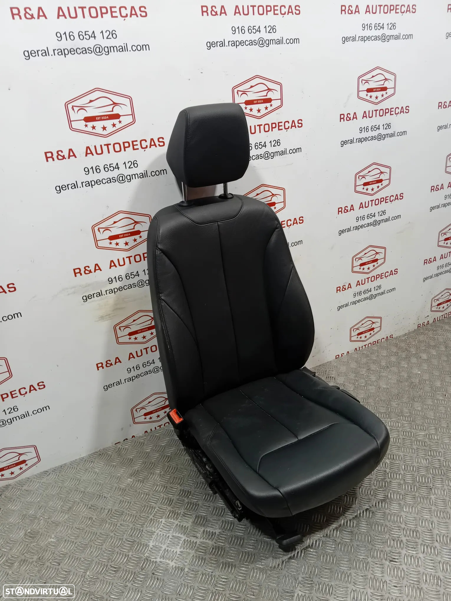 Conjunto de Bancos BMW Serie 1 F20 em Pele - 20