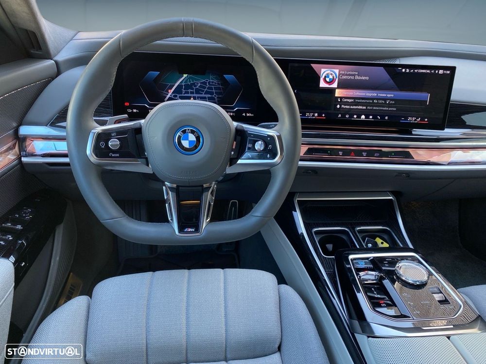 BMW i7 xDrive60 Pack Desportivo M — fotografia 5