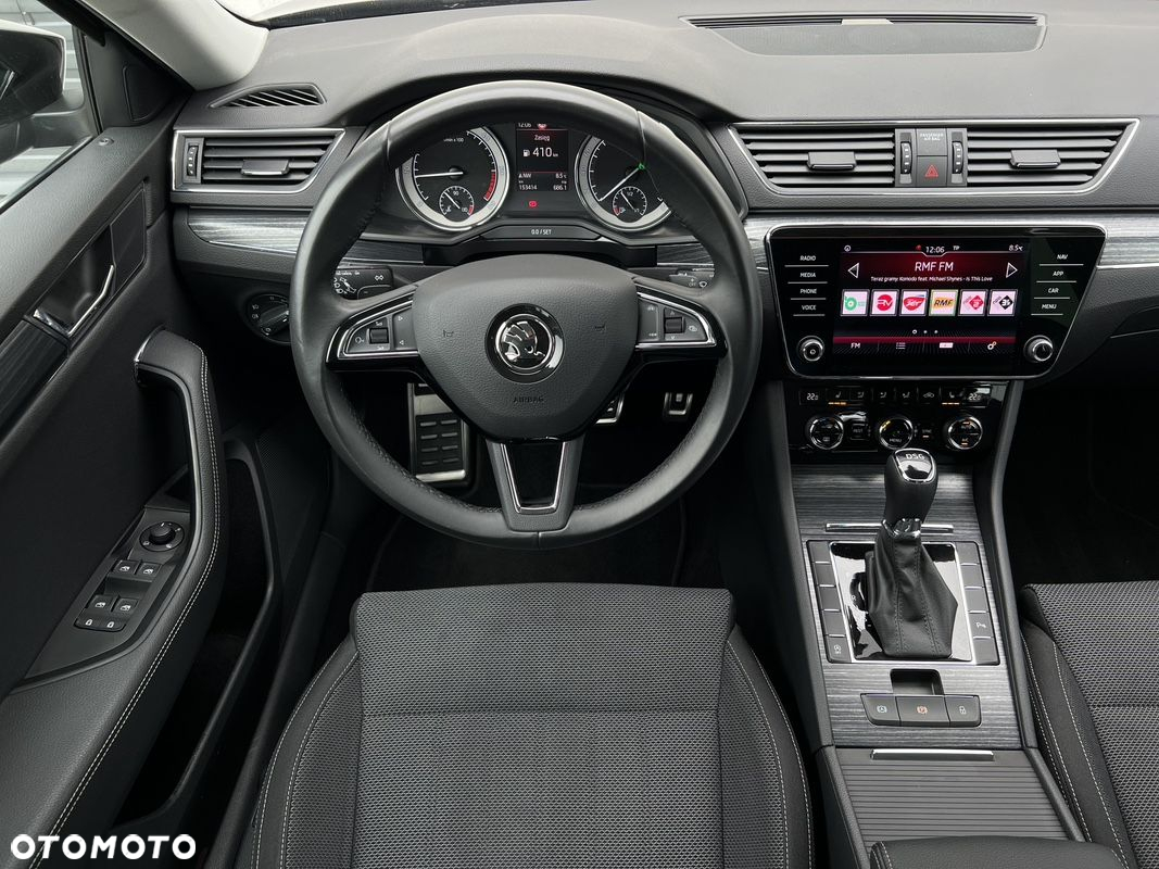 Skoda Superb 2.0 TDI DSG Active - 9
