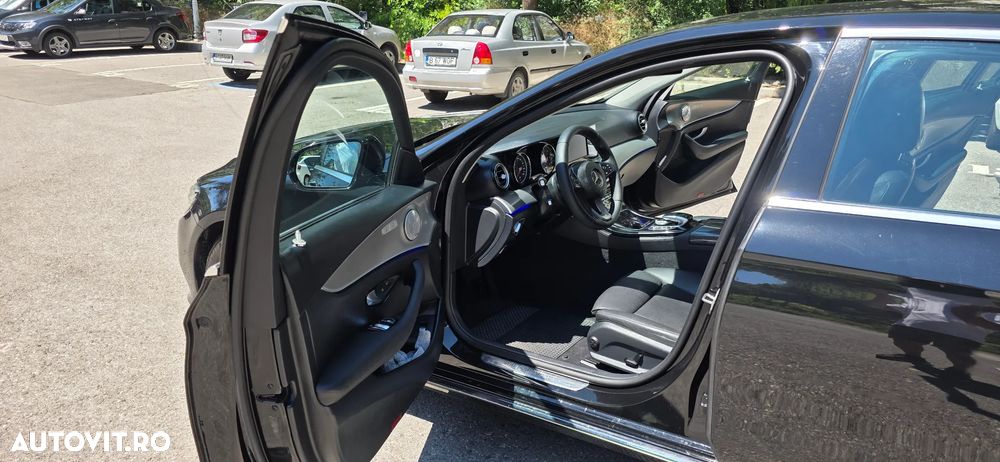 Mercedes-Benz E 220 d 9G-TRONIC AMG Line - 14