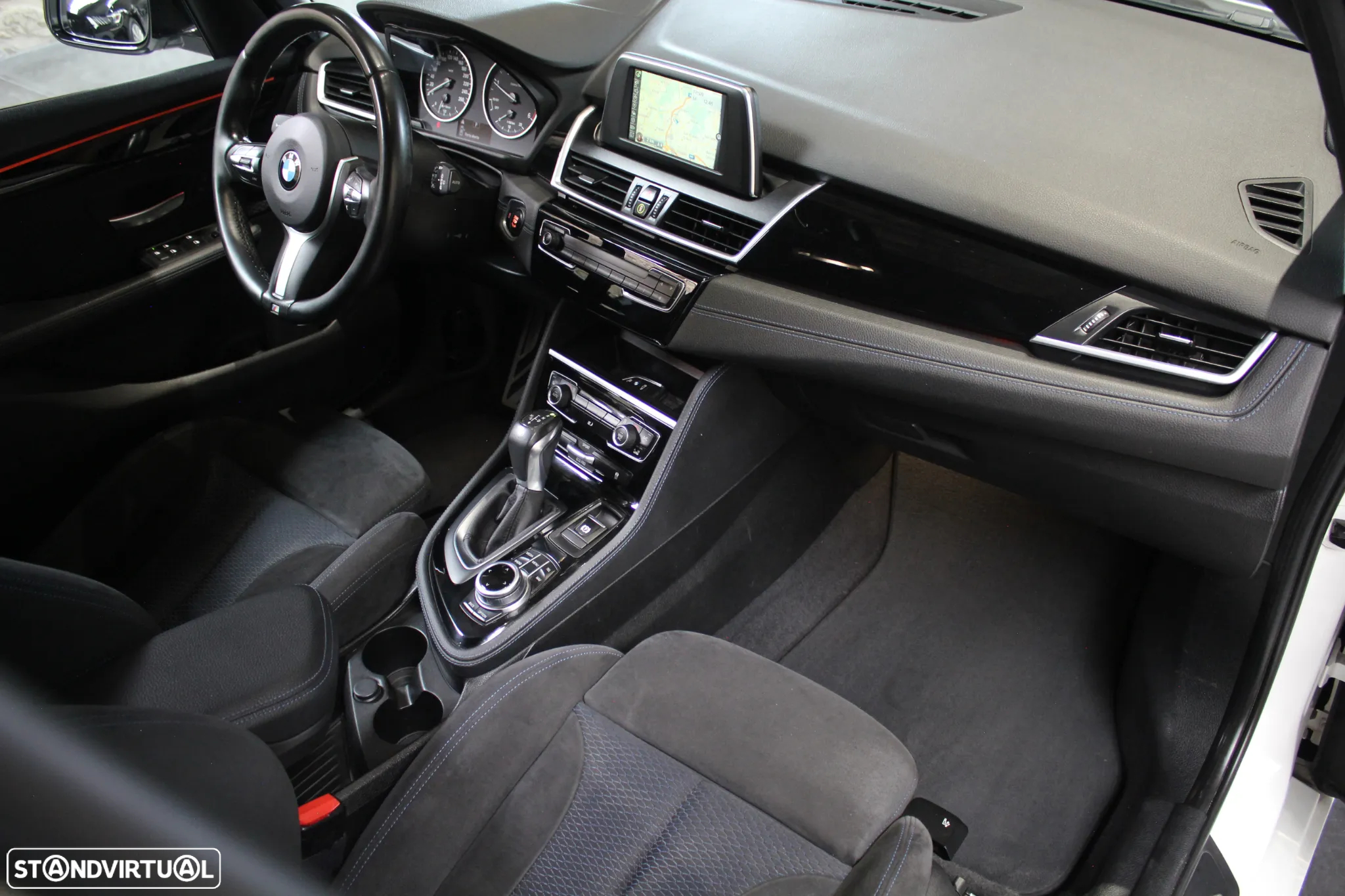 BMW 216 Gran Tourer d 7L Pack M Auto - 12