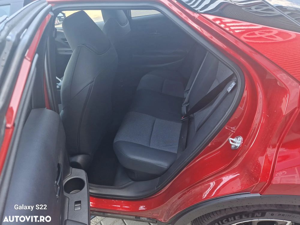 Toyota C-HR 2.0 PHEV 223 CP 4x2 CVT Exclusive - 19