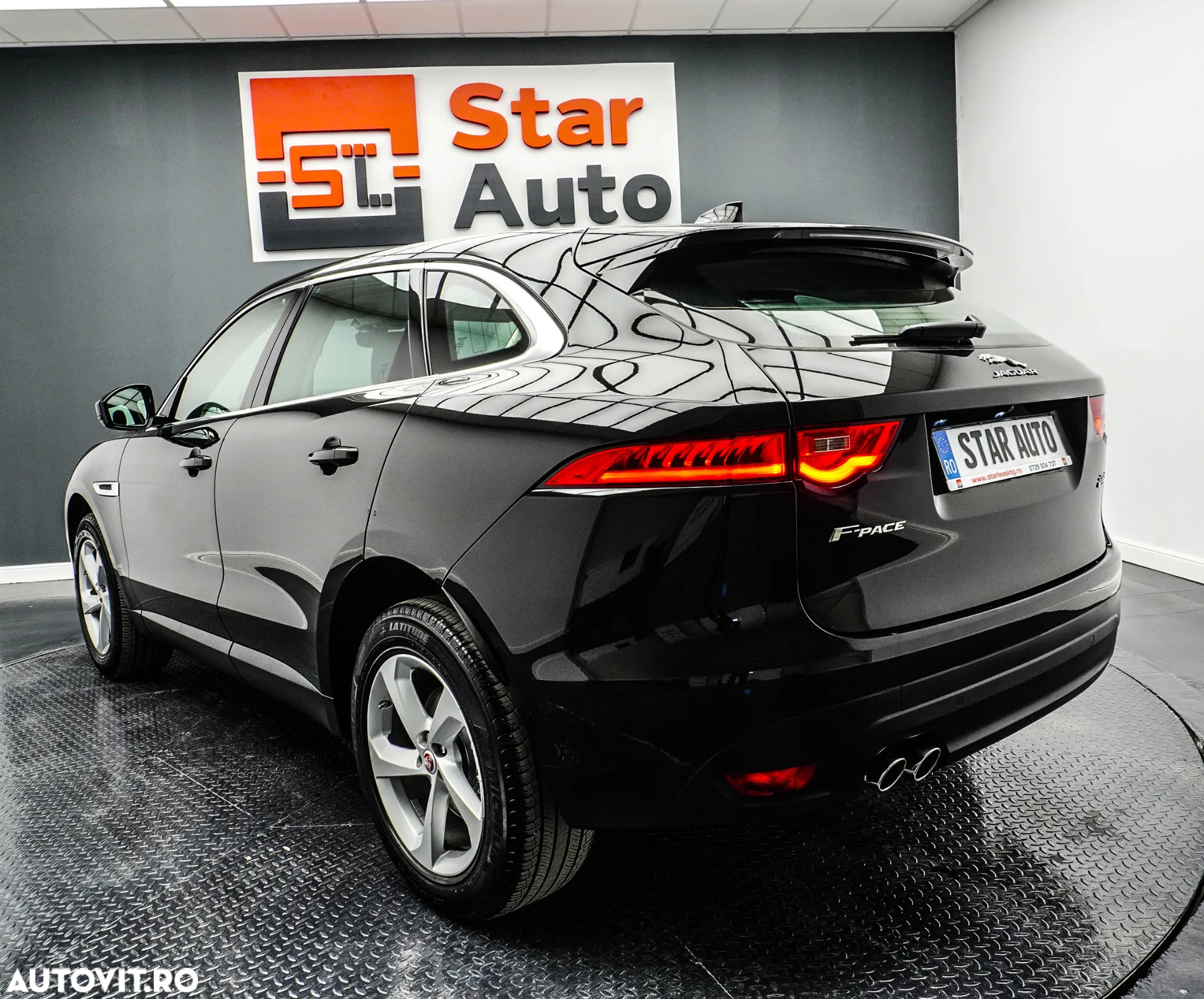 Jaguar F-Pace 20d AWD Chequered Flag - 5