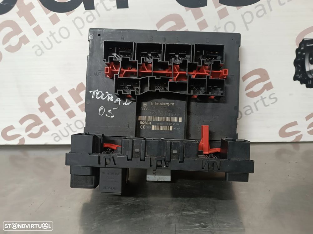 CAIXA FUSIVEIS / MODULO BCM CONFORTO VOLKSWAGEN GOLF V / TOURAN REF. 1K0937049M - 5
