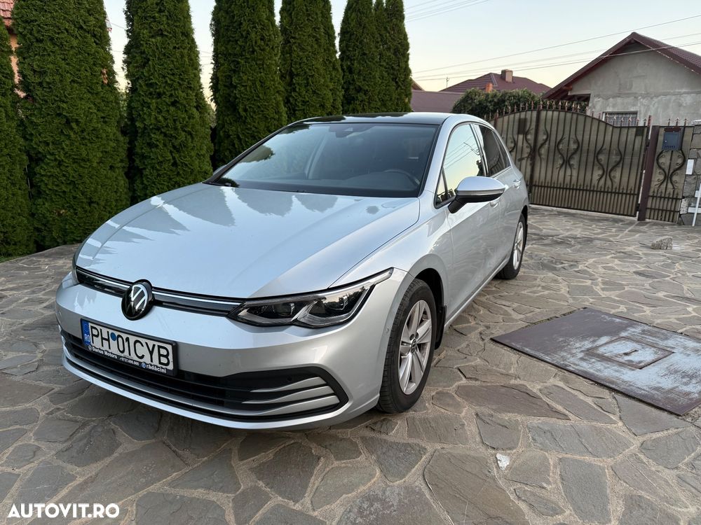 Volkswagen Golf 1.0 TSI Life - 1