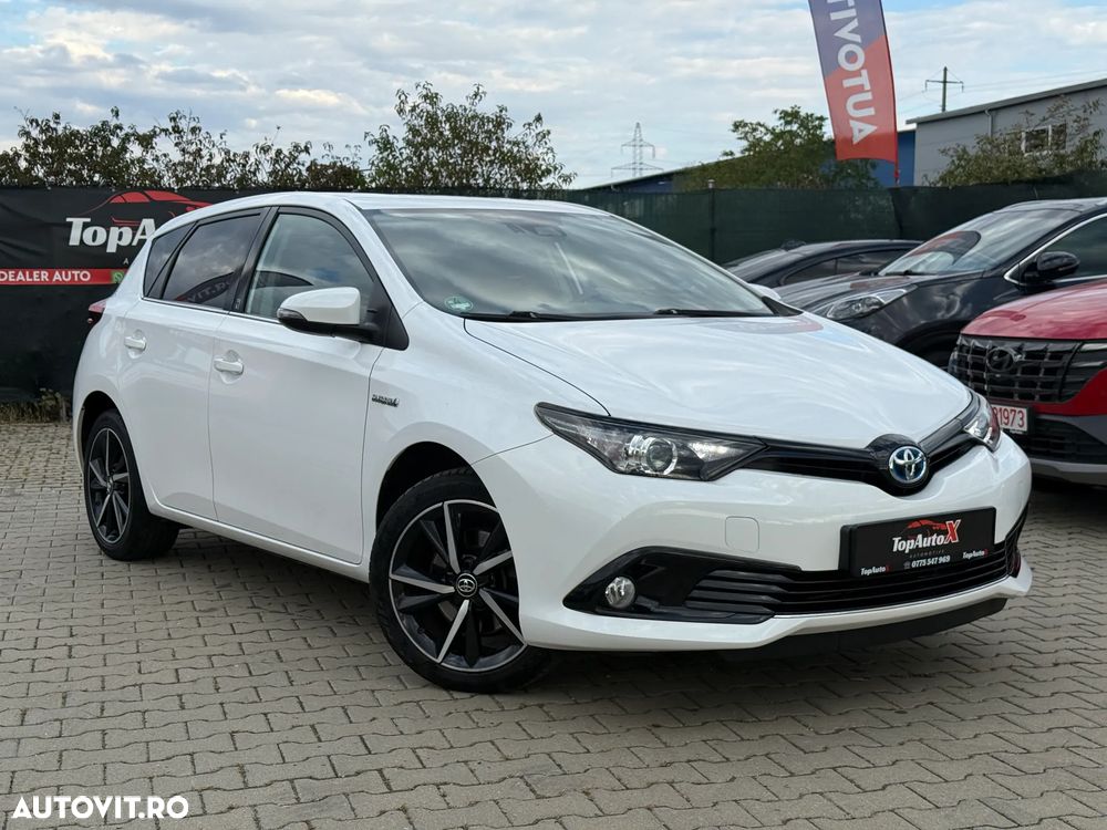 Toyota Auris 1.8 VVT-i Automatik Team Deutschland - 1