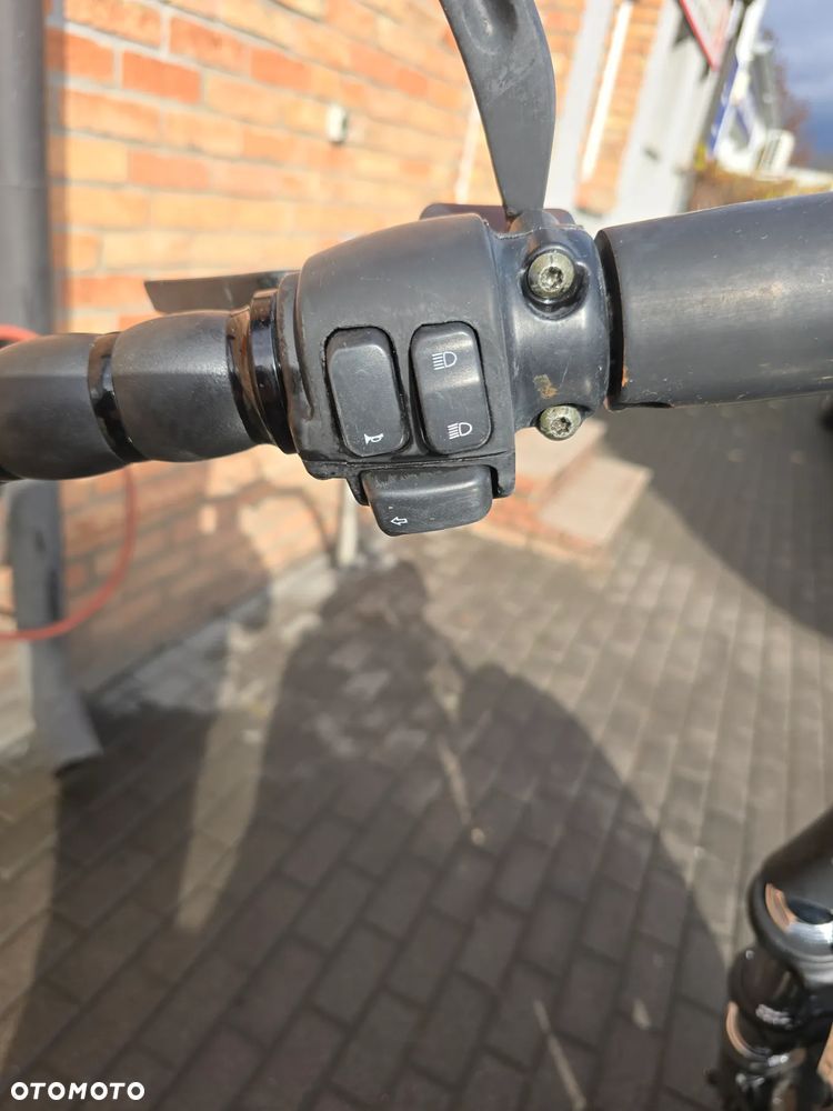 Harley-Davidson Dyna Fat Bob - 11