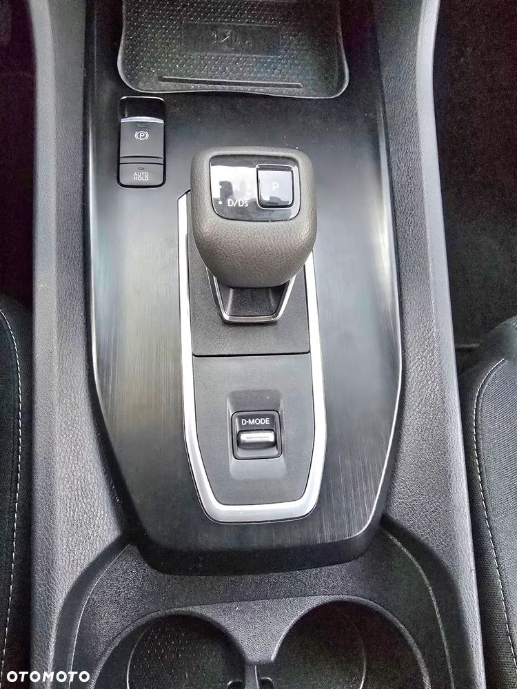 Nissan Qashqai 1.3 DIG-T Tekna DCT - 26