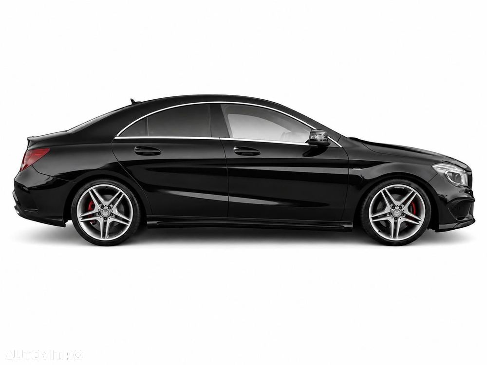 Mercedes-Benz CLA 220 CDI 7G-DCT AMG Line - 3