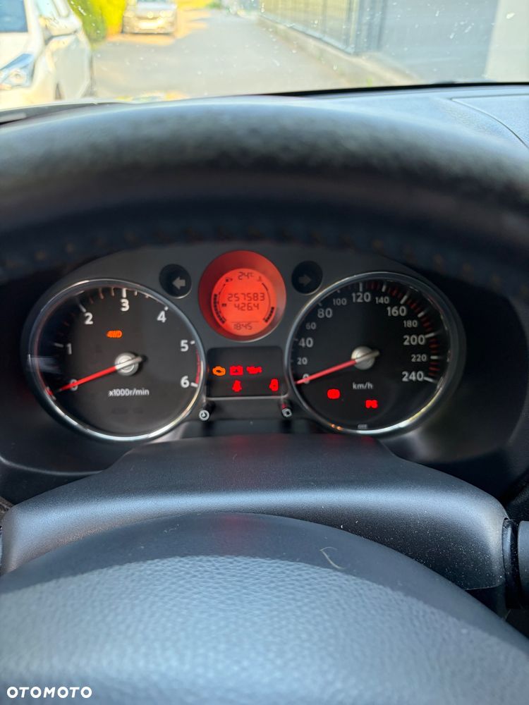 Nissan X-Trail 2.0 dCi SE - 6