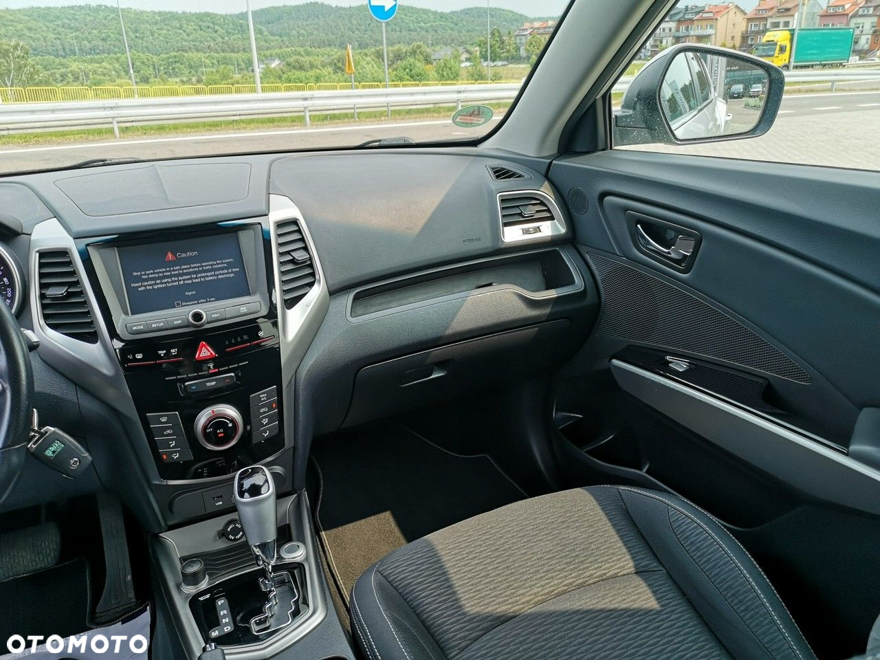 SsangYong/KGM Tivoli 1.6 Quartz - 24