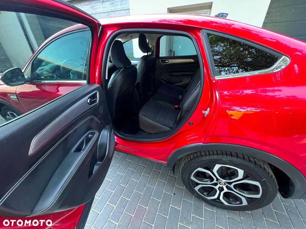 Renault Arkana 1.3 TCe mHEV R.S Line EDC - 24