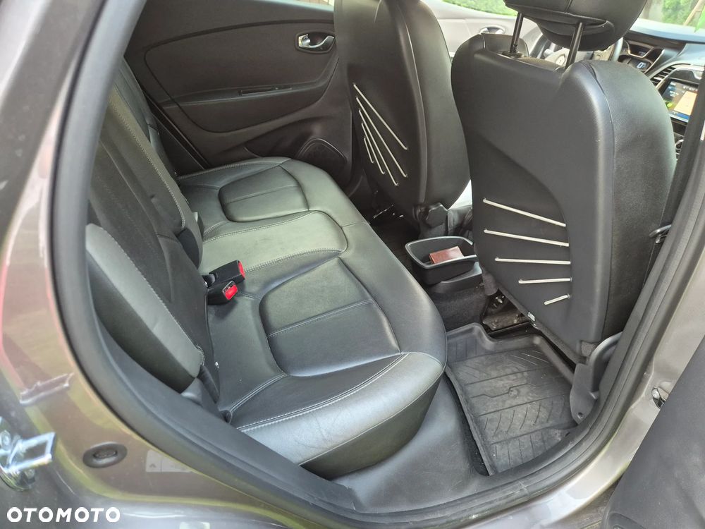 Renault Captur 1.2 Energy TCe Limited EDC - 23