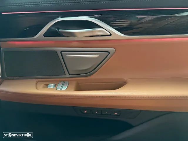 BMW 730 d Pack M Auto - 12