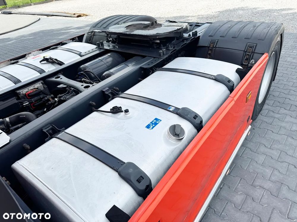 Scania R 450 / ACC / DWA DUŻE ZBIORNIKI ON / DWA ŁÓŻKA / RETARDER / DUŻA NAVI / VIRTUAL KOKPIT - 21