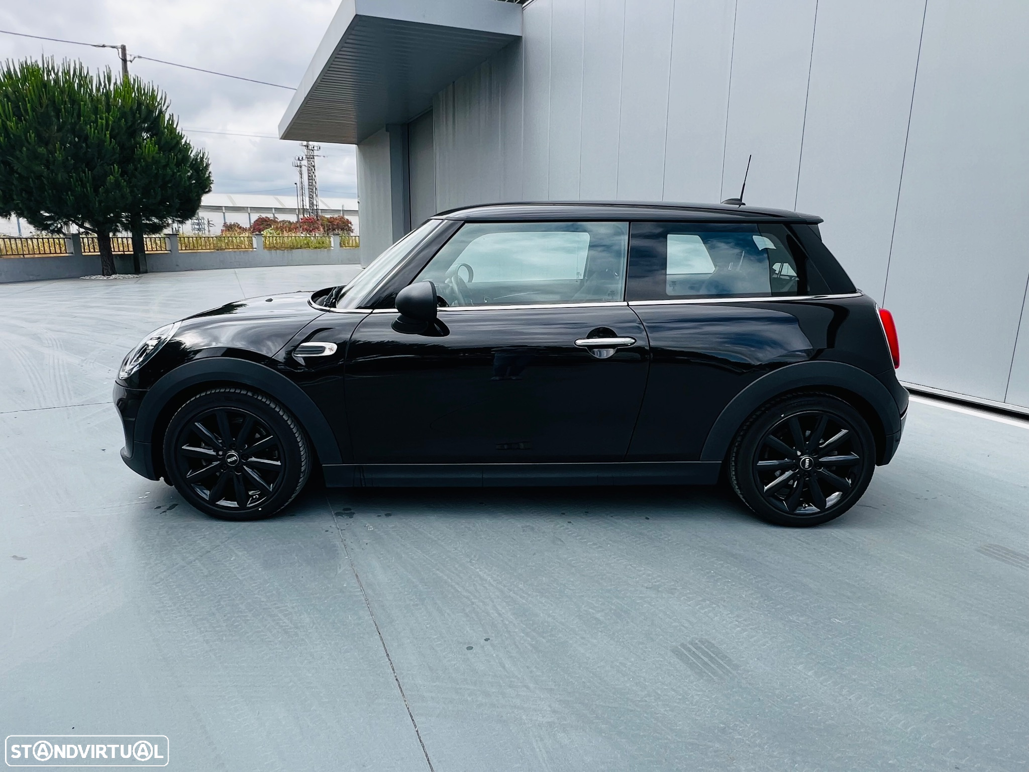 MINI 3 Portas One Sport Edition - 2