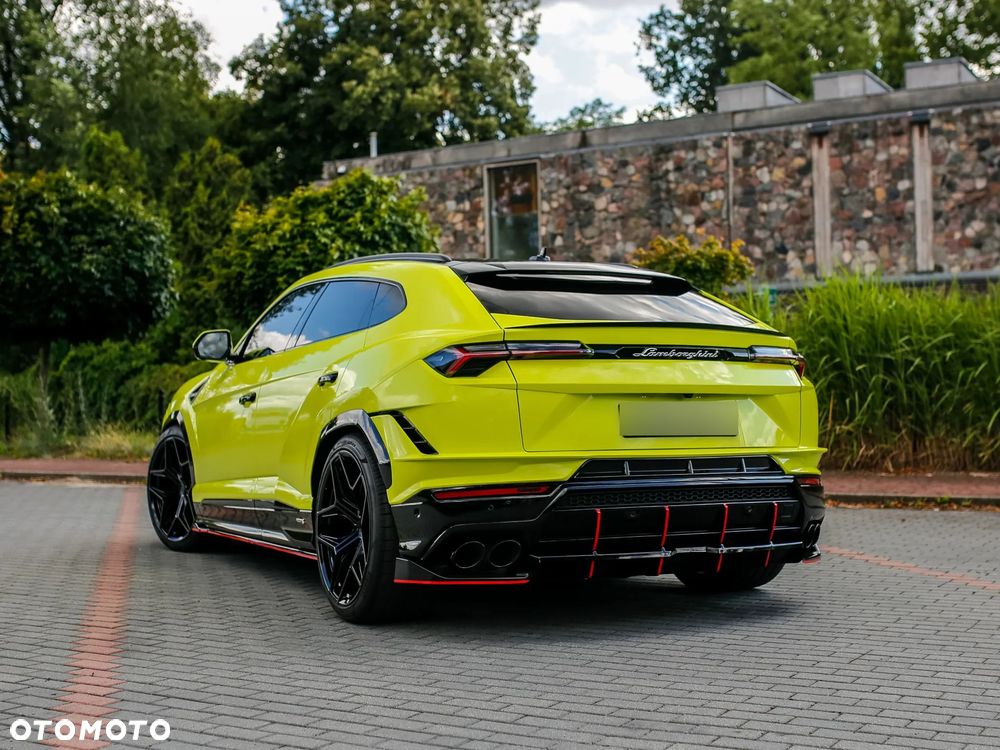 Lamborghini Urus - 8