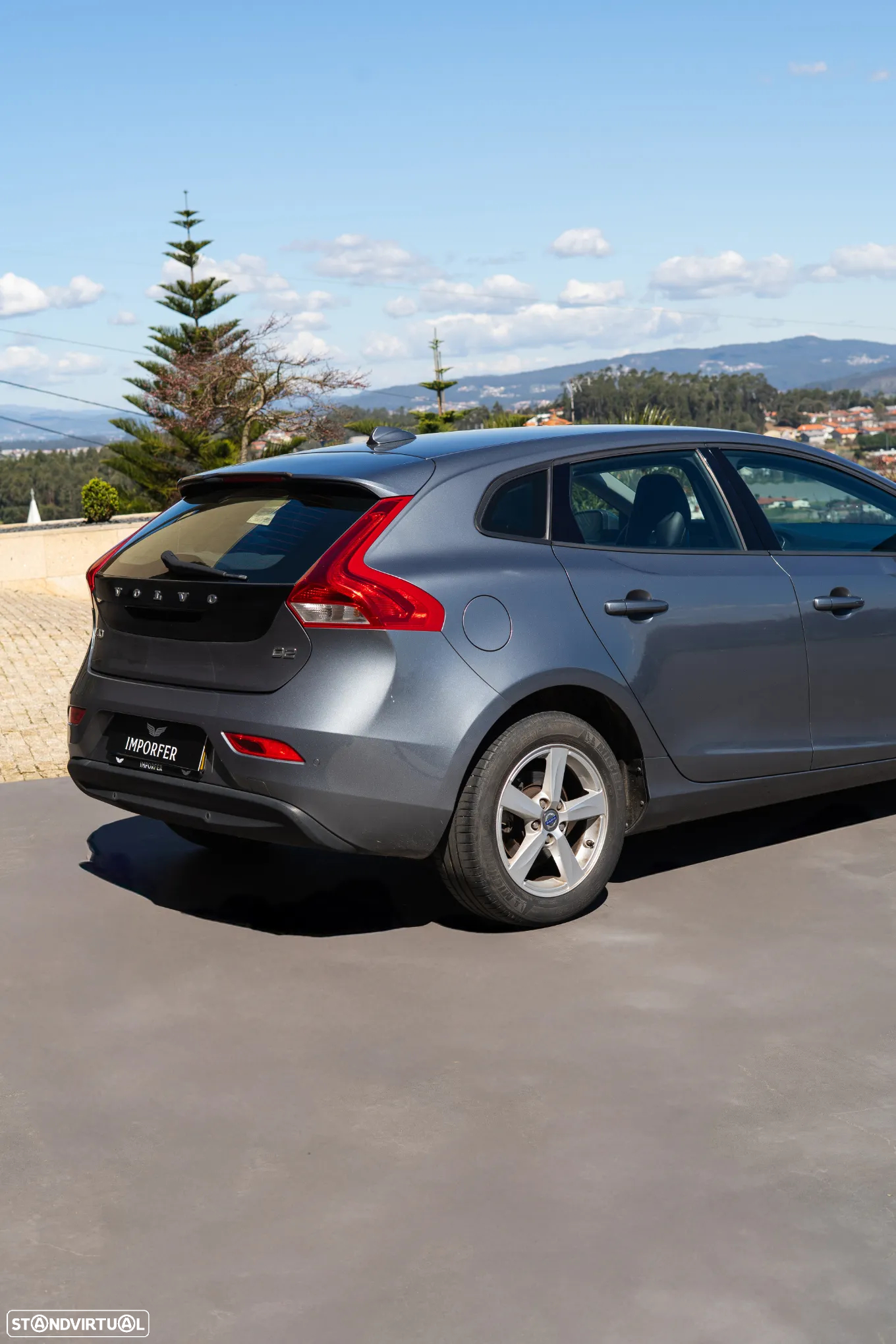 Volvo V40 1.6 D2 Eco Kinetic - 3