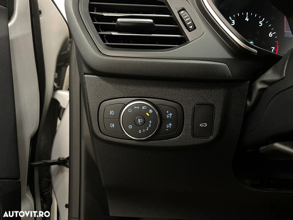 Ford Focus 1.0 EcoBoost Connected - 25