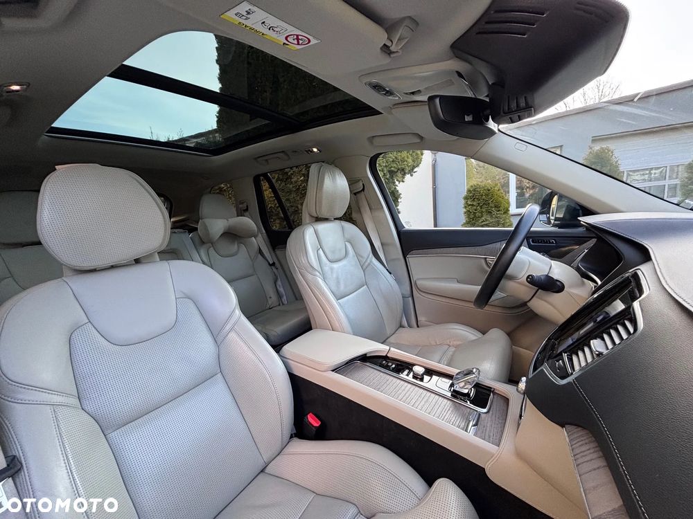 Volvo XC 90 B5 D AWD Inscription 7os - 17