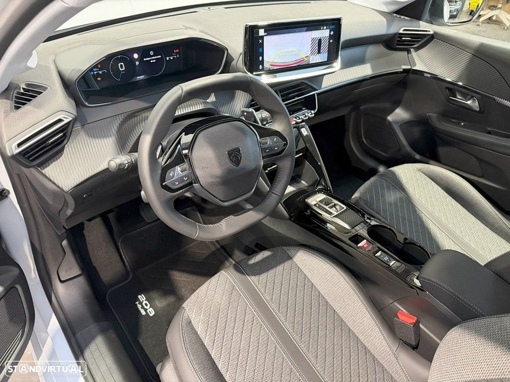 Peugeot 208 1.2 Hybrid Allure e-DCS6 - 10