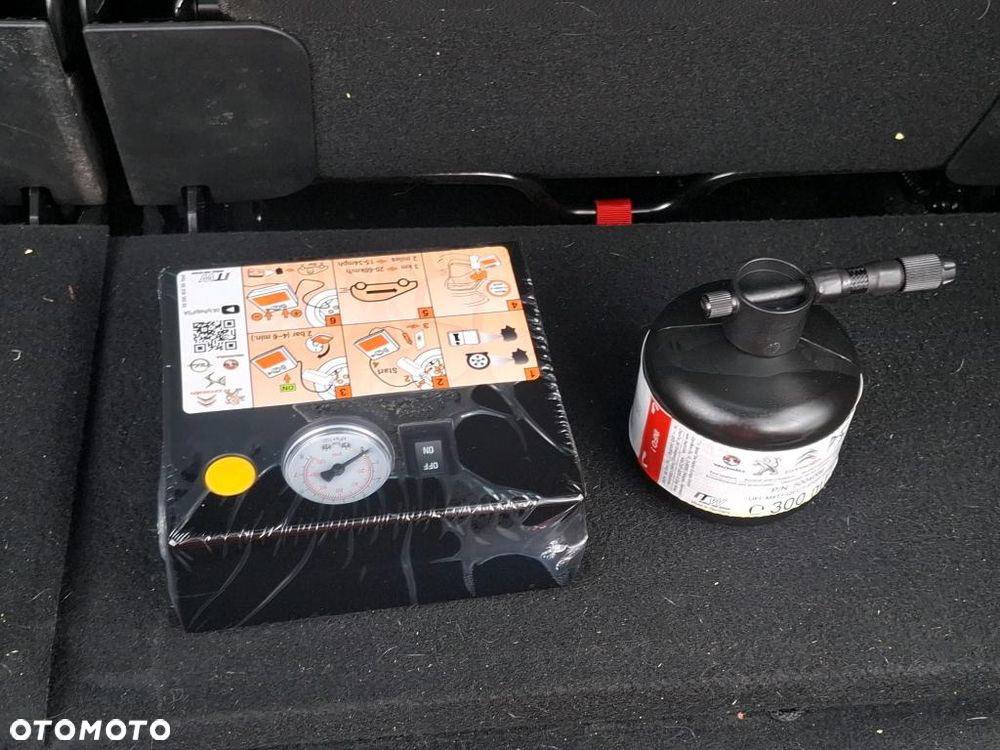 Peugeot 5008 PureTech 130 Stop & Start Active Business-Paket - 20