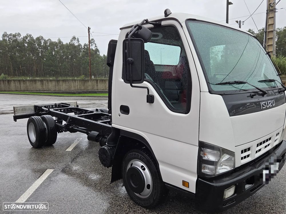 Isuzu NPR 3500kgs chassis - 3