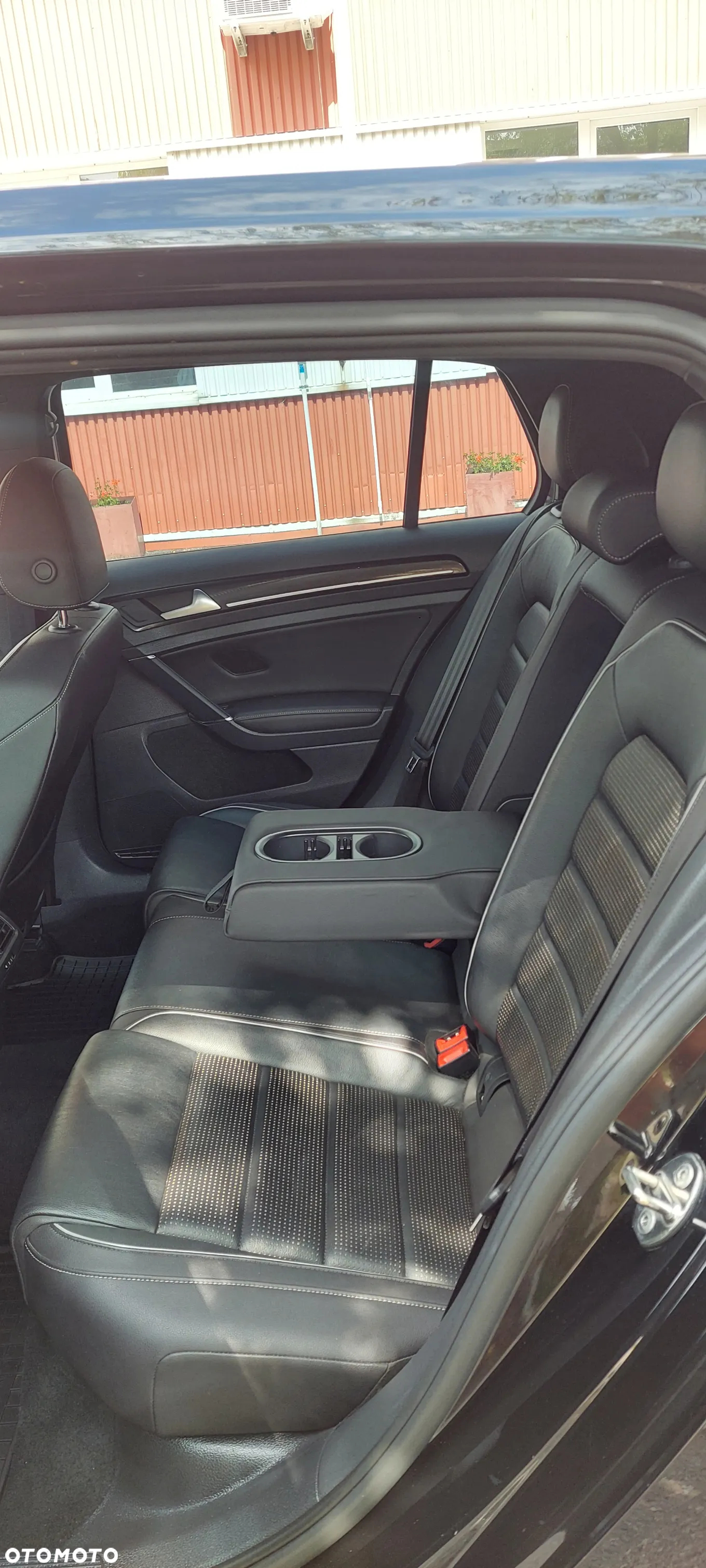 Volkswagen Golf R 4Motion BlueMotion Technology - 10