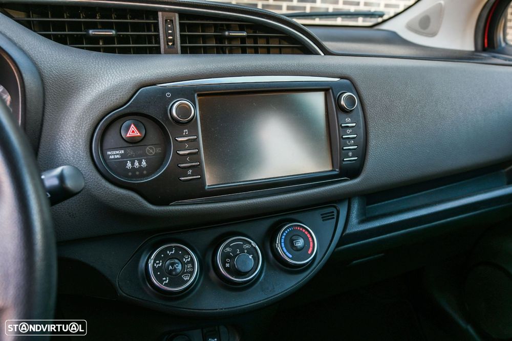 Toyota Yaris 1.0 VVT-i Comfort Plus - 31