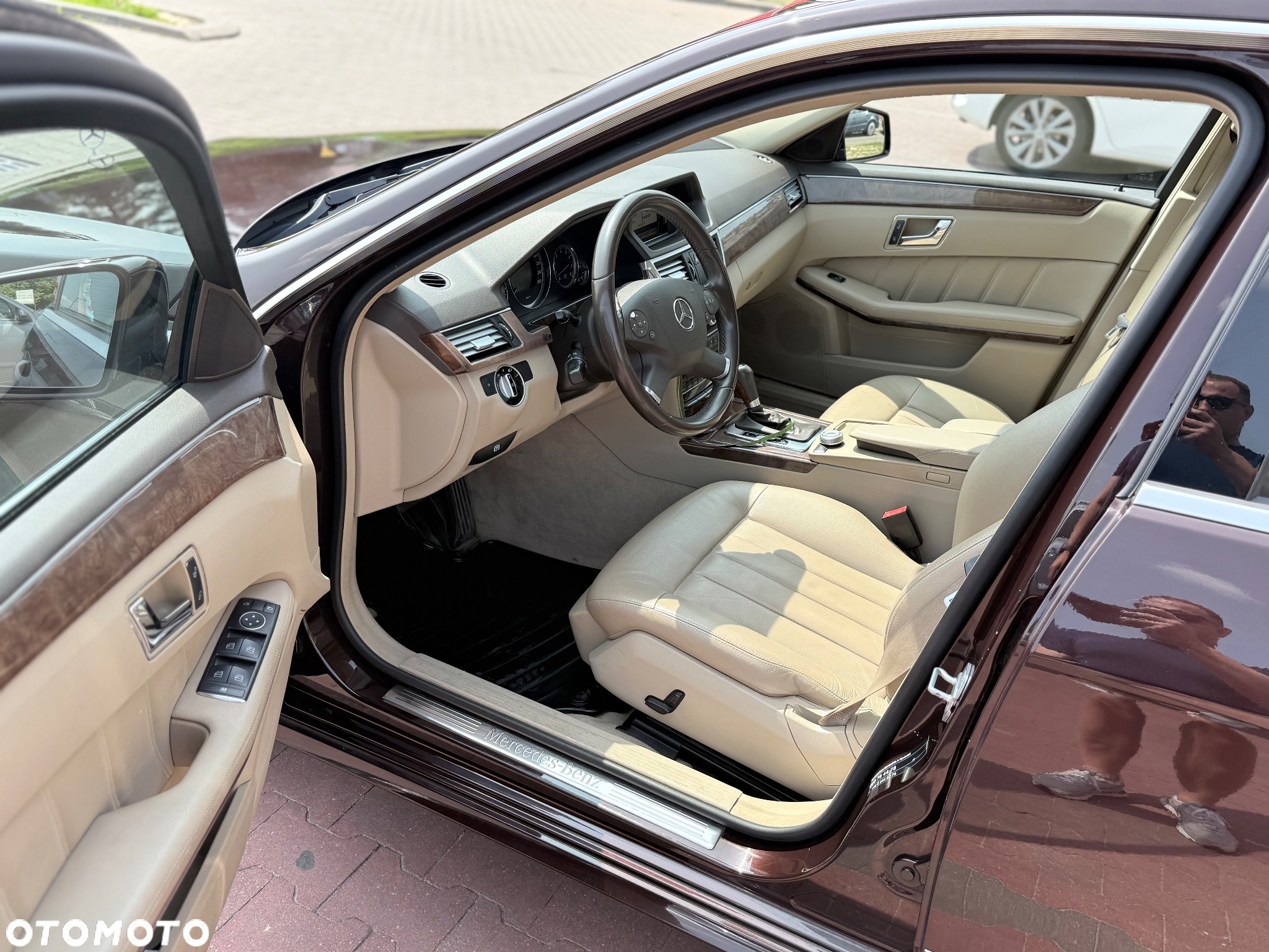 Mercedes-Benz Klasa E - 9