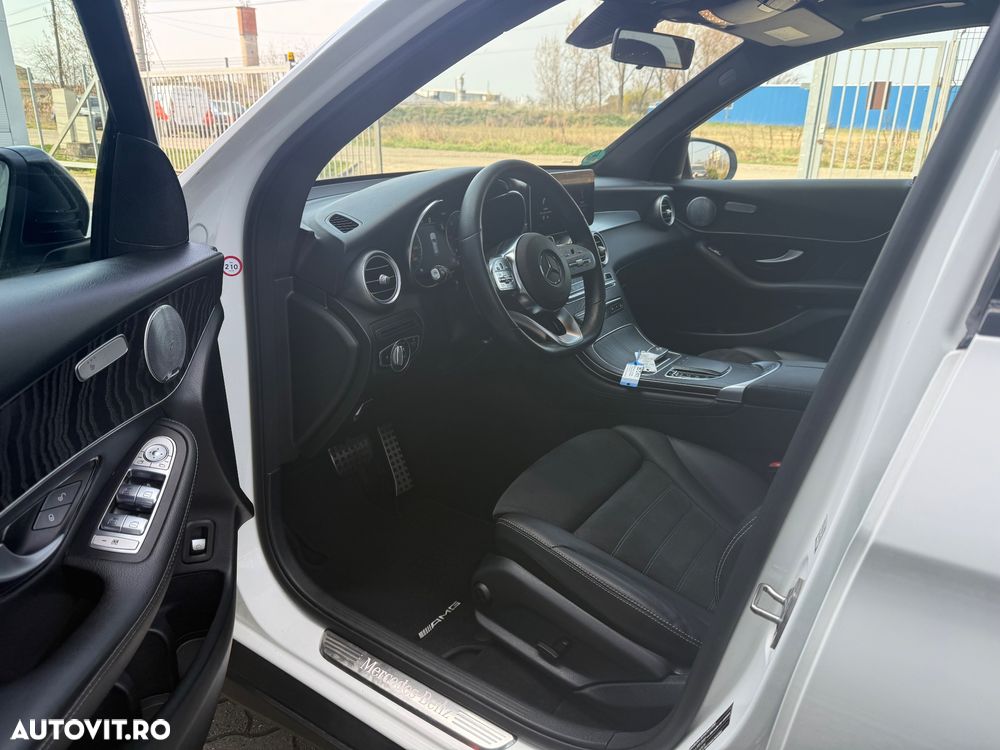 Mercedes-Benz GLC 300 d 4MATIC 9G-TRONIC AMG Line Plus - 19