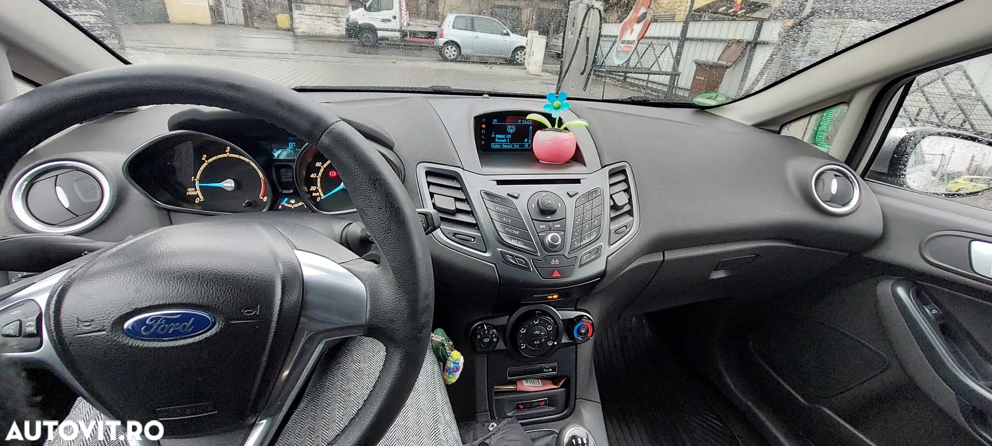 Ford Fiesta - 5