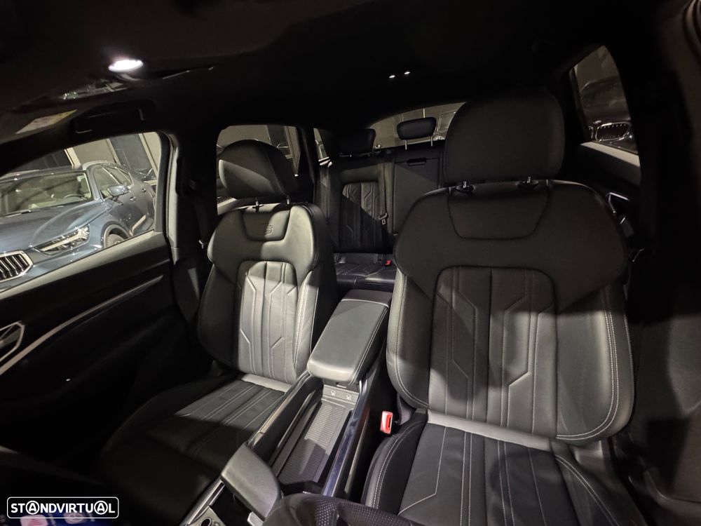 Audi e-tron 55 quattro S line - 37